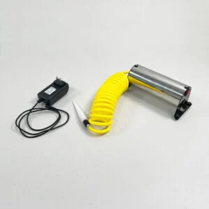 小型電動打氣設備可搭配葫蘆型氣柱膠膜使用,快速完成高壓充氣包裝