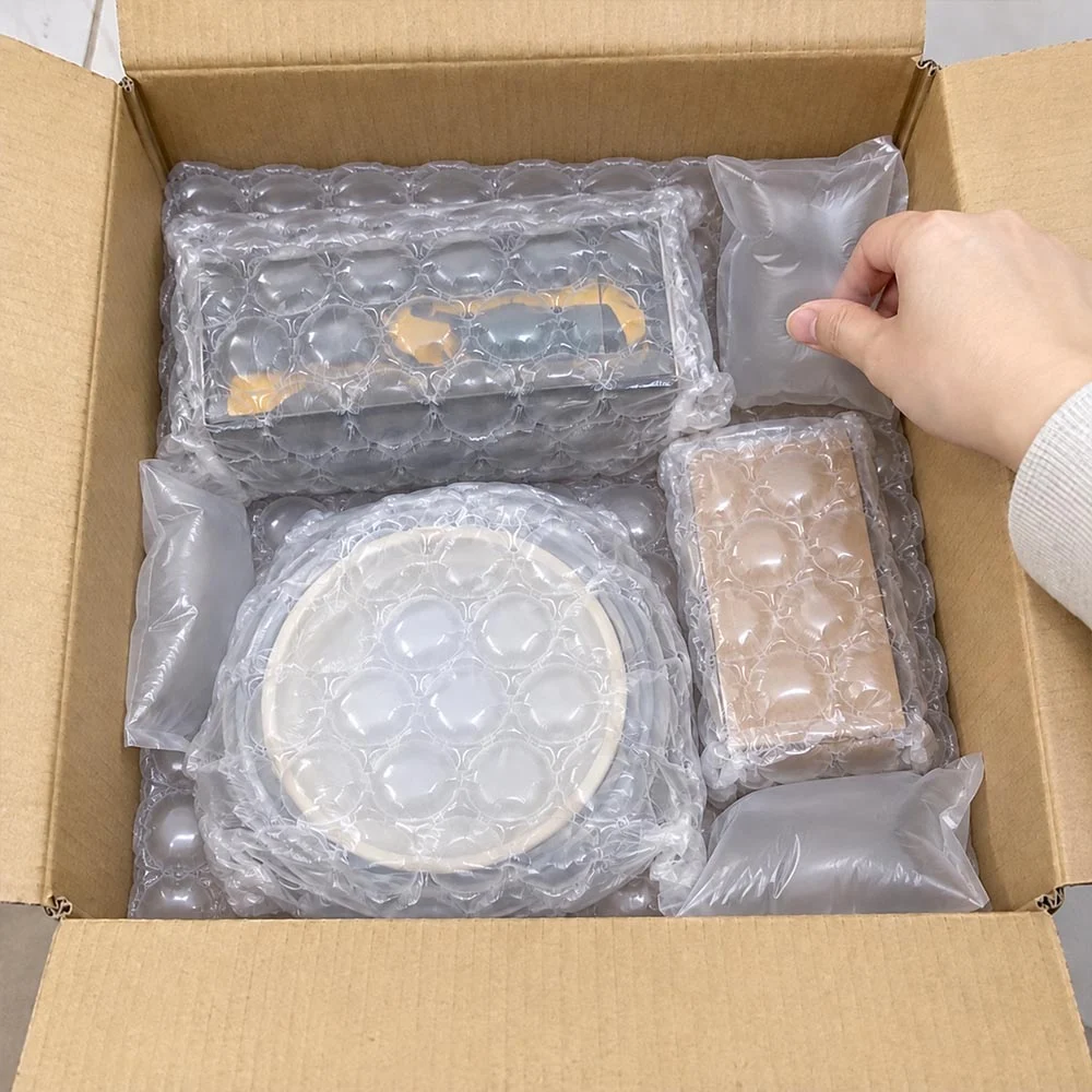 葫蘆型強力氣泡布包裝應用,包覆不同形狀商品,提供運送過程中的緩衝防撞保護。